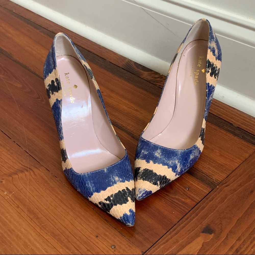 Kate spade Blue black and cream pointy toe pump size 7